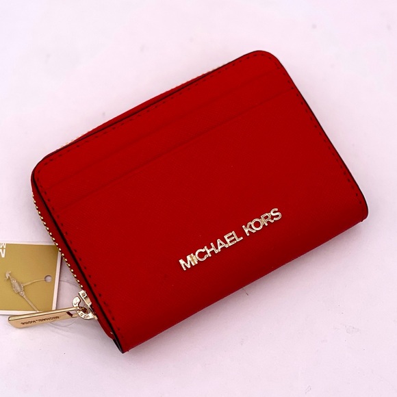 Michael Kors Medium ZA Card Case
Wallet Dark Sangria (NWT) - Picture 5 of 9